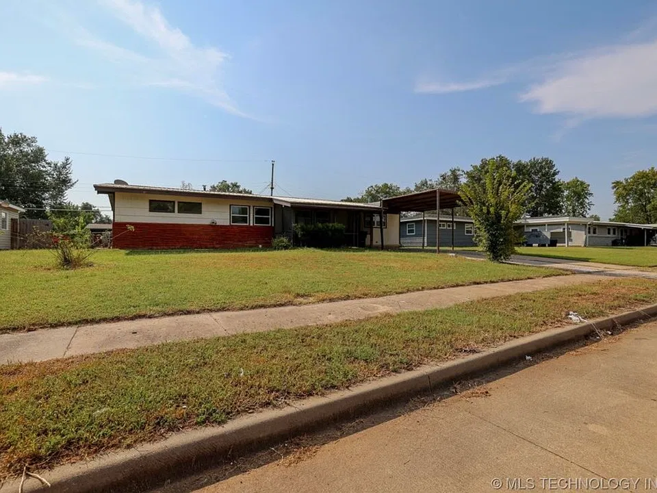 420 Meadowbrook Ln