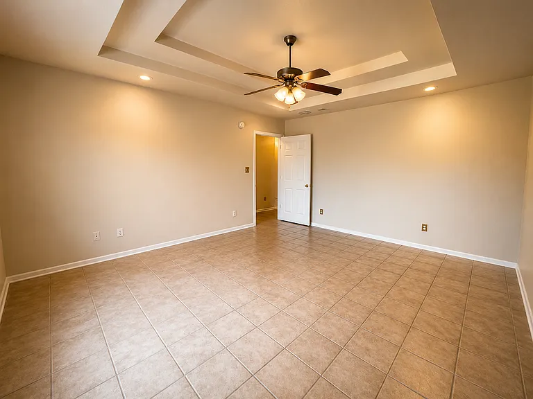2705 Jasmine Ln — Photo 9