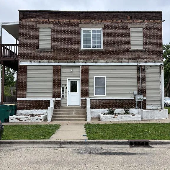 729 Meeker Ave — Photo 1