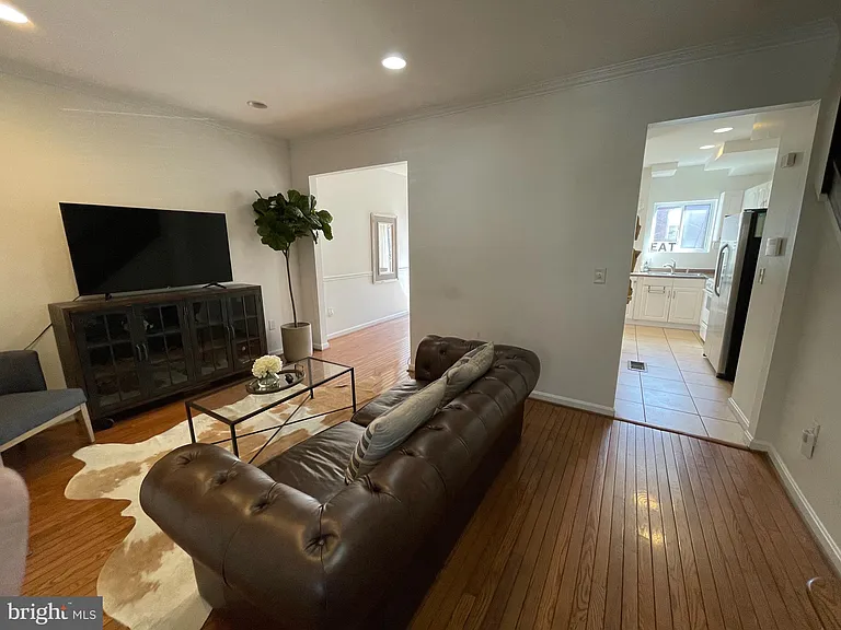 514 Columbia Rd NW — Photo 15