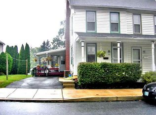 144 N Market St, Mount Joy, PA 17552