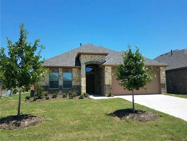 638 Teakwood Dr — Photo 1