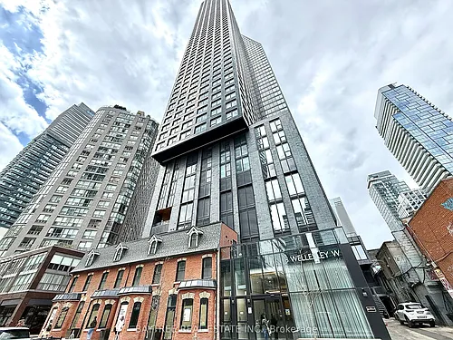 8 Wellesley St W #3305 Photo 1