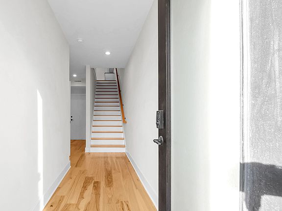 2nd image of 1159 N 4th St #1159