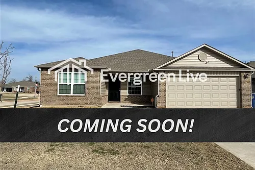 1016 N Scouts Court Way Photo 1