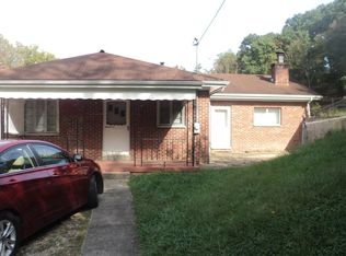 1559 Hash Ridge Rd, Barboursville, WV 25504