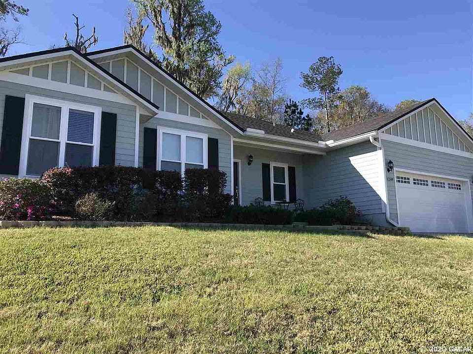 1st image of 11249 NW 31st Ln