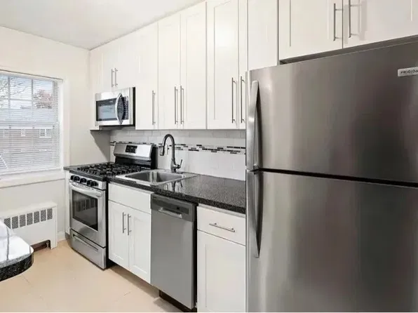 345 Broad St APT 2, Red Bank, NJ 07701