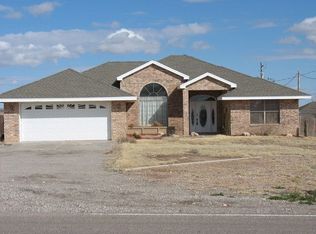 2703 W Pine Lodge Rd, Roswell, NM 88201