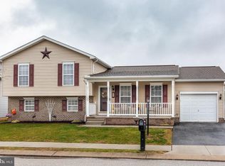 20 Sycamore Ct, Littlestown, PA 17340