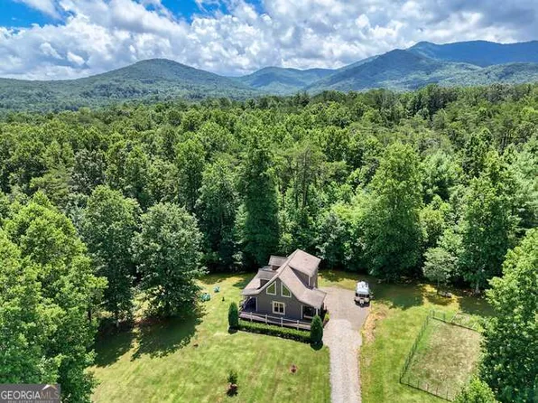 2543 Brookhaven Ln, Young Harris, GA 30582