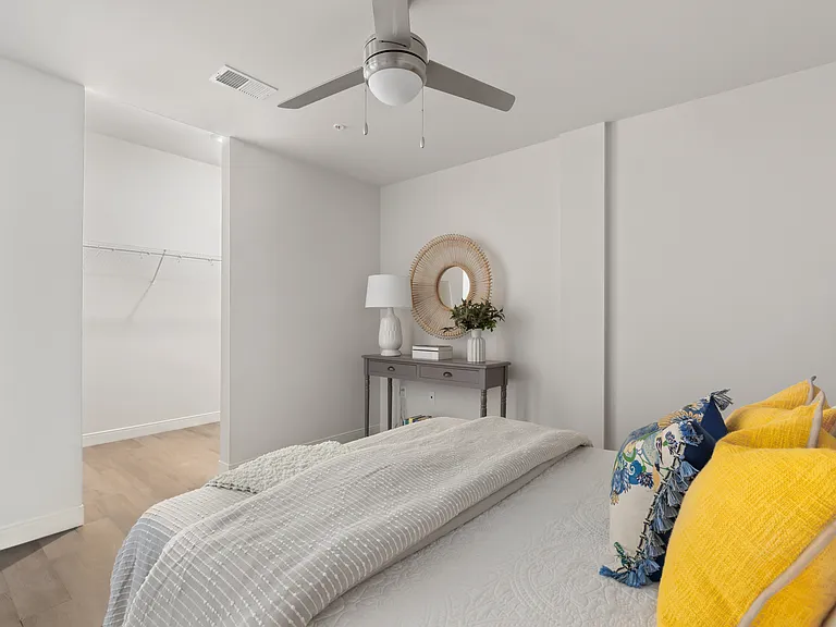 4420 Norfolk Ave #8 — Photo 2