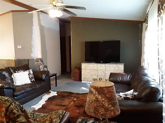 5th image of 1360 Anderson Ave