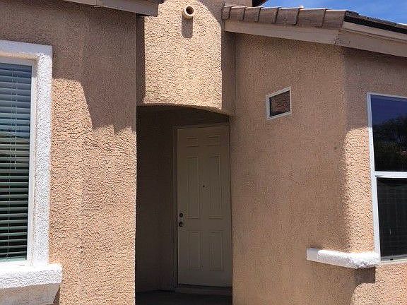 3rd image of 985 Mackenzie River Ave