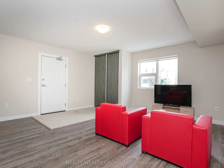 288 Albert St #113 — Photo 12