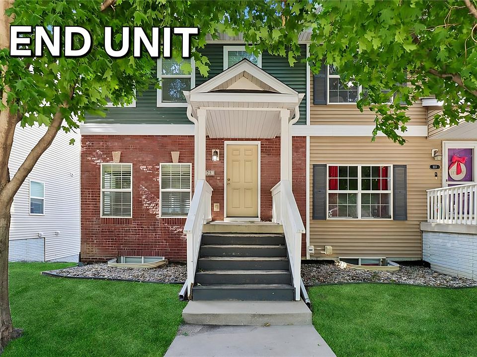 1st image of 225 SE Booth Ave