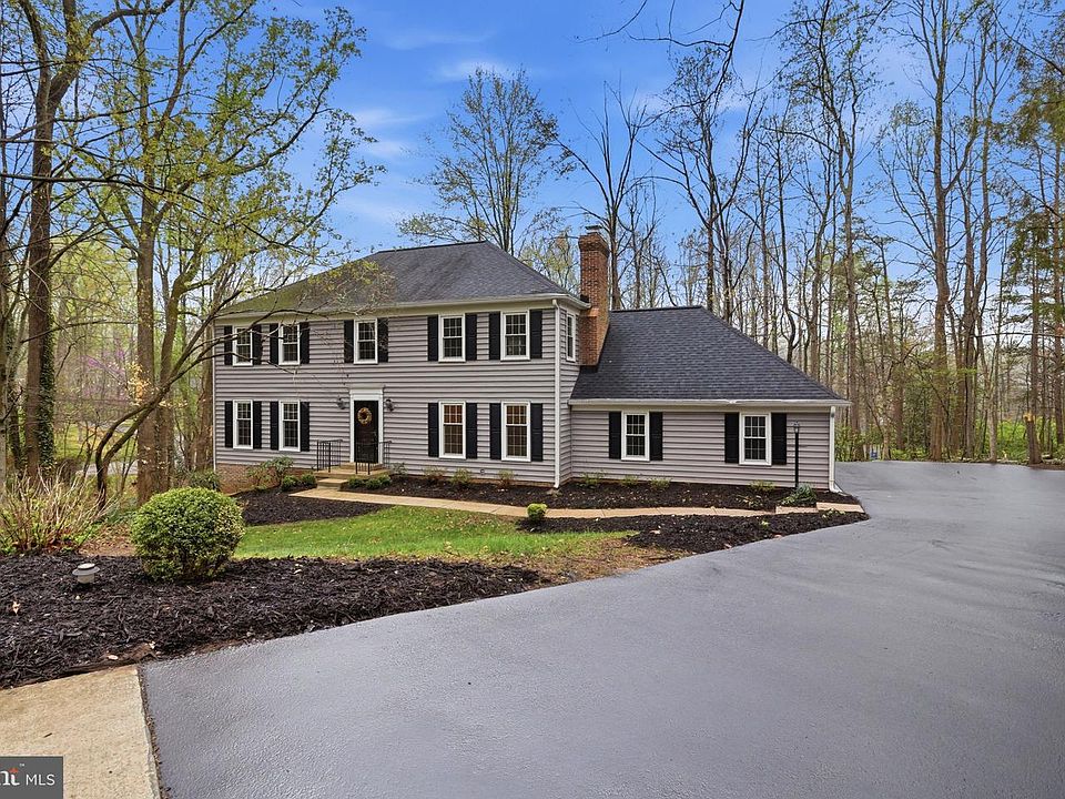 1st image of 15790 Beacon Hill Pl