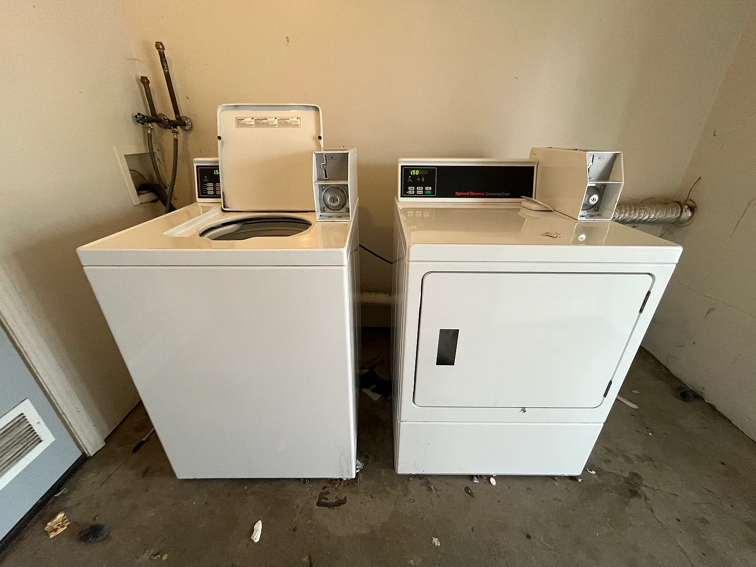 2 bed, 10 sqft, $1,298 — Photo 3