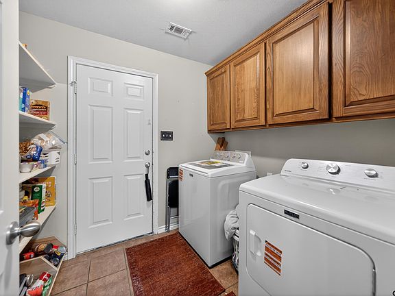 4th image of 11274 Meadows Dr