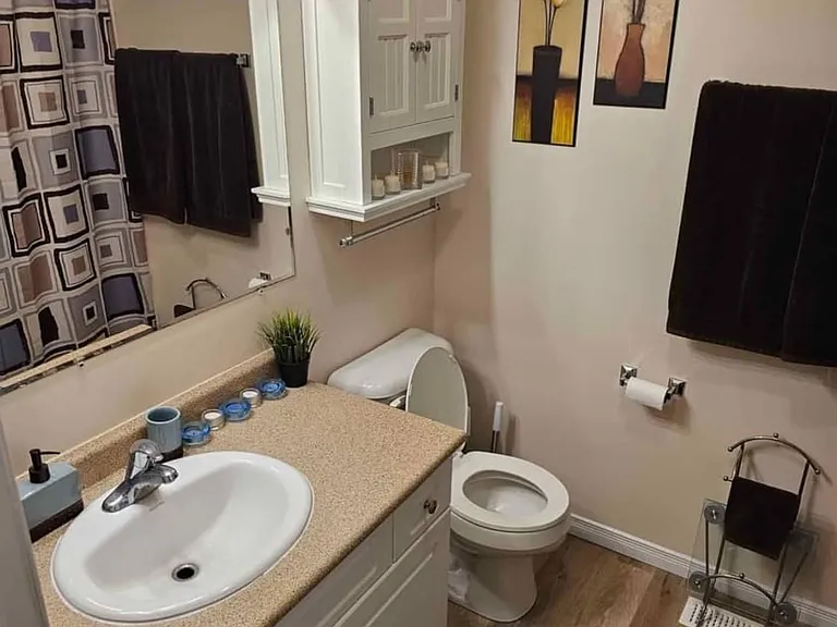 385 Pioneer Dr #1 — Photo 7