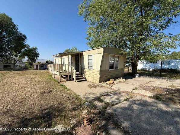 2210 Crockett Dr, Craig, CO 81625