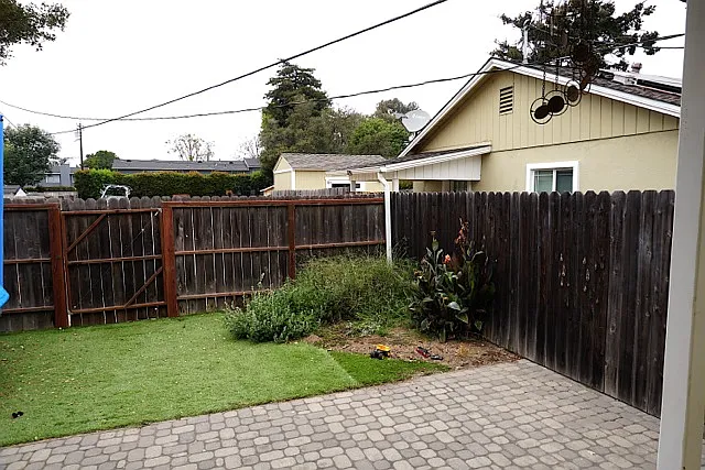 270 Walnut St — Photo 11