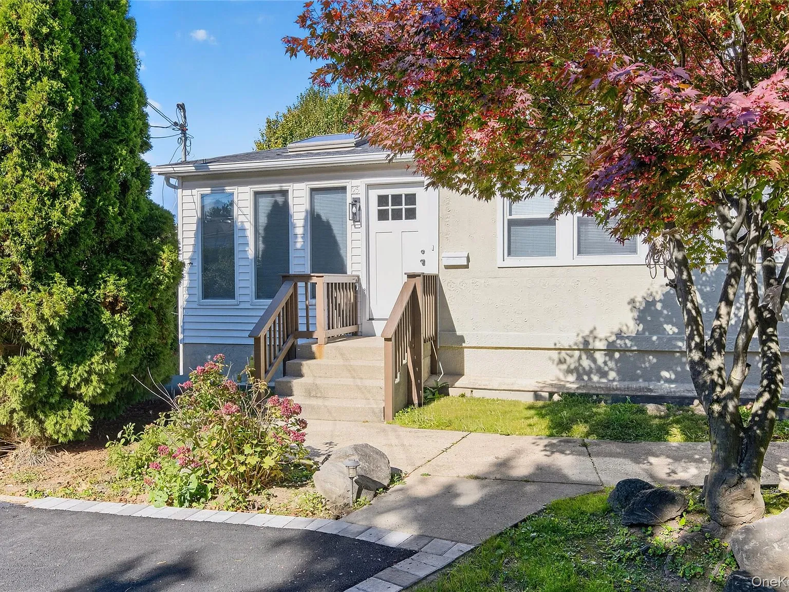 3 bed, 2.0 bath, $4,500 — Photo 2