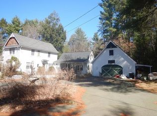 31 Stafford Rd, Hampden, MA 01036