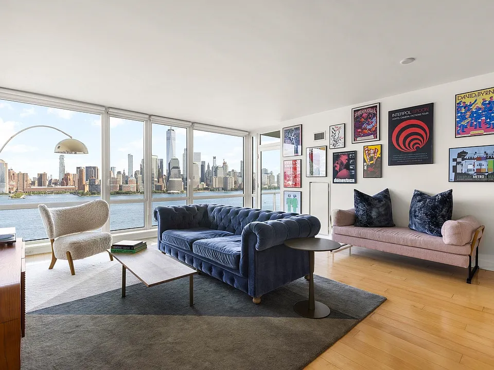 2 2nd St #2403