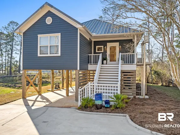9367 Bayside Dr, Elberta, AL 36530