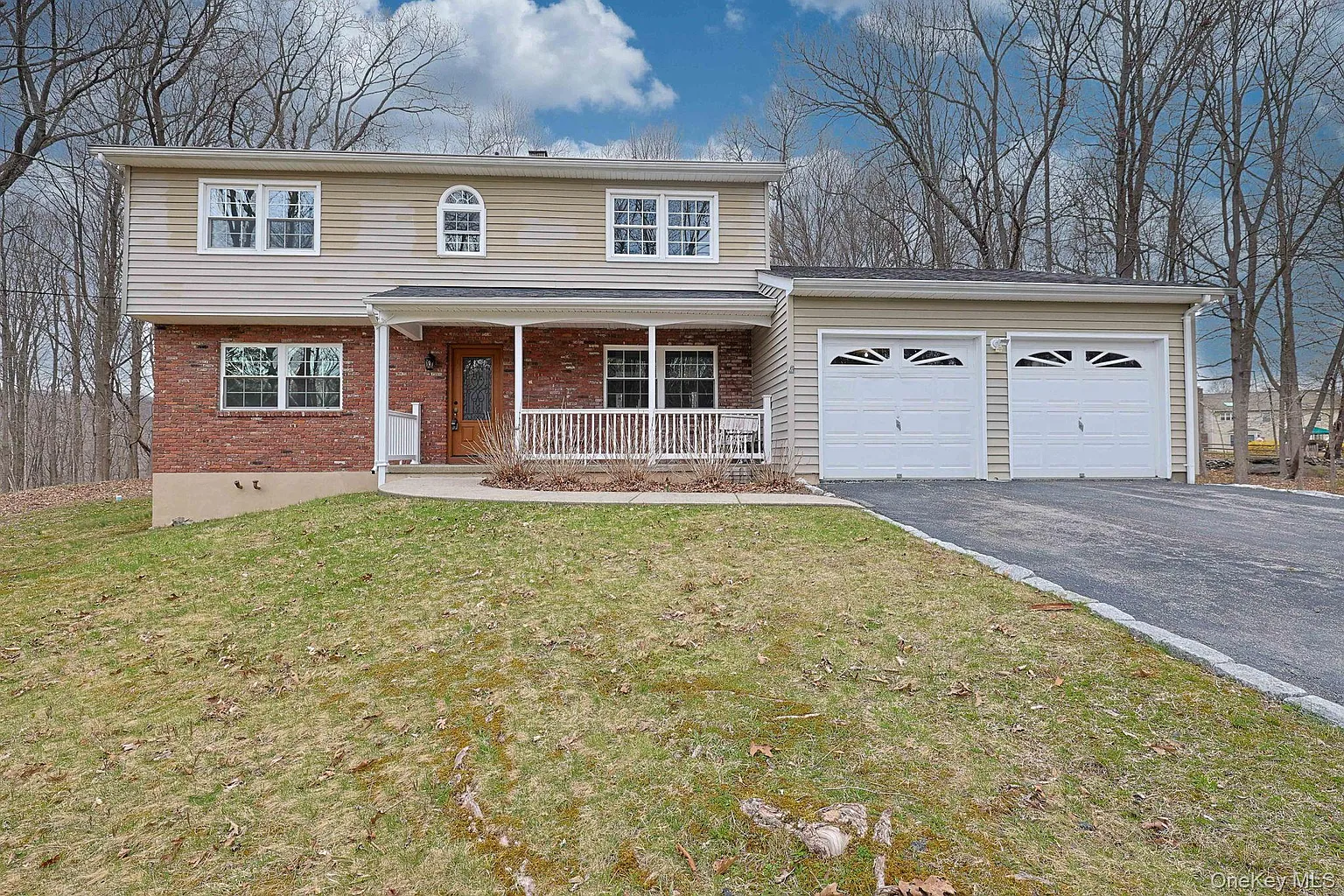 78 Pickerel Road photo 1