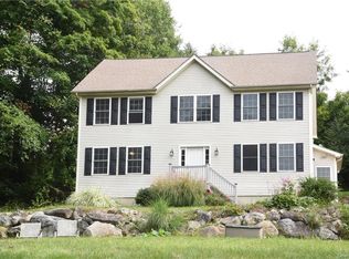 5 Lakeview Dr, Brewster, NY 10509