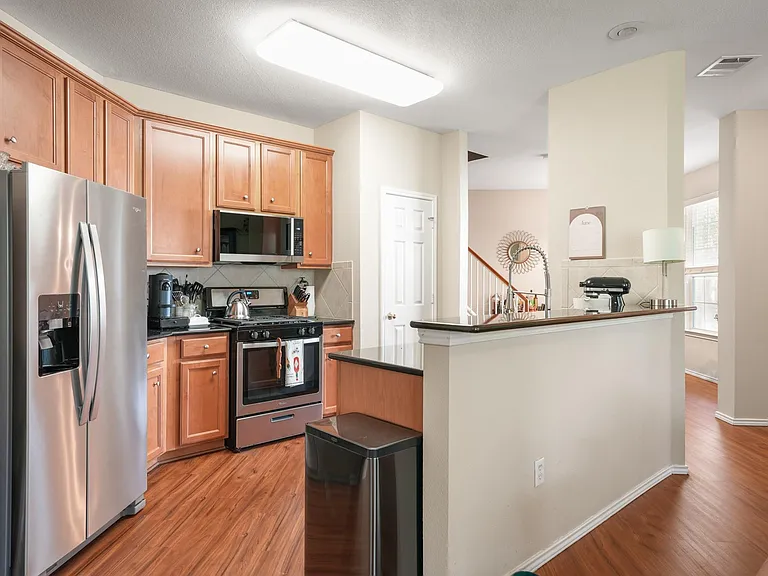1900 Scofield Ridge Pkwy #1203 — Photo 10
