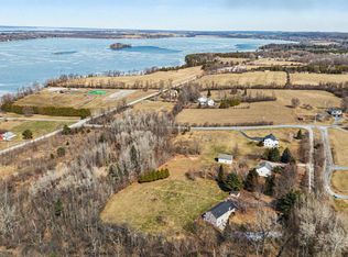 264 Lake Brook Drive, Georgia, VT 05478