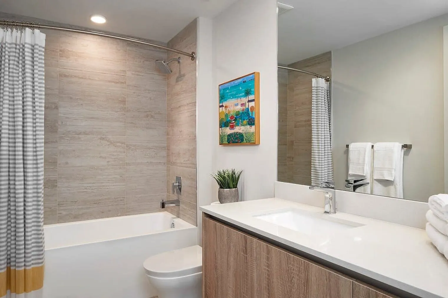 1 bed, 1.0 bath, 807 sqft, $4,302 — Photo 4