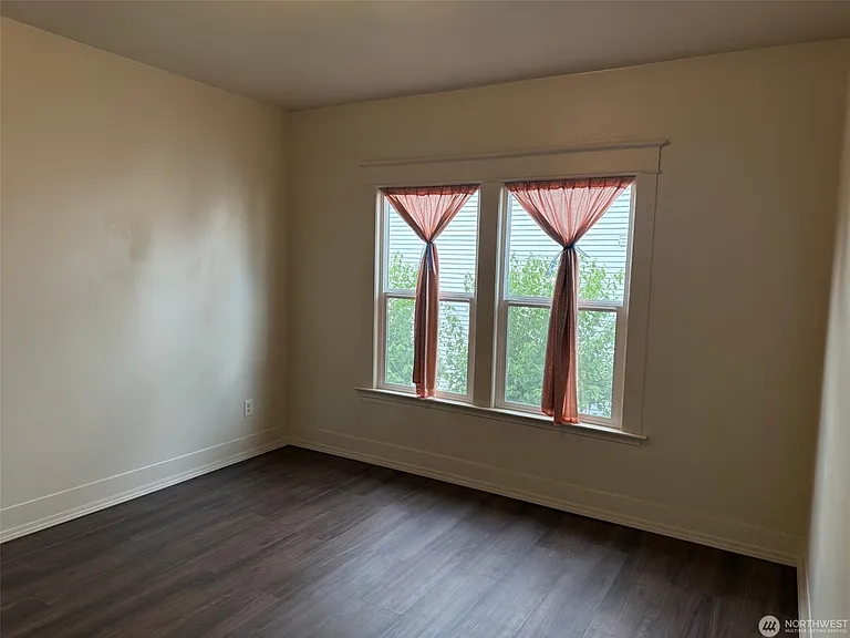 3709 Colby Ave — Photo 7