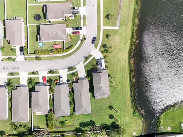 11380 SW Patterson St, Port Saint Lucie, FL 34987