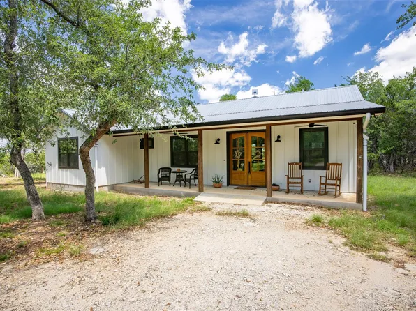 101 Rambling Oaks Dr, Wimberley, TX 78676
