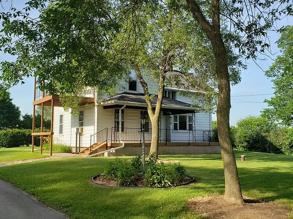 1413 Larsen Rd, Neenah, WI 54956