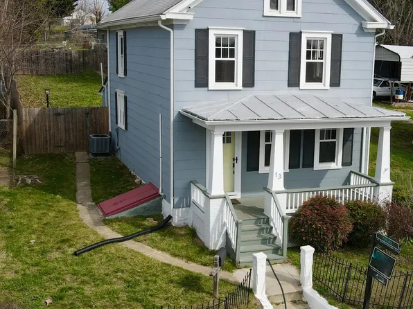 13 E East St, Brunswick, MD 21716