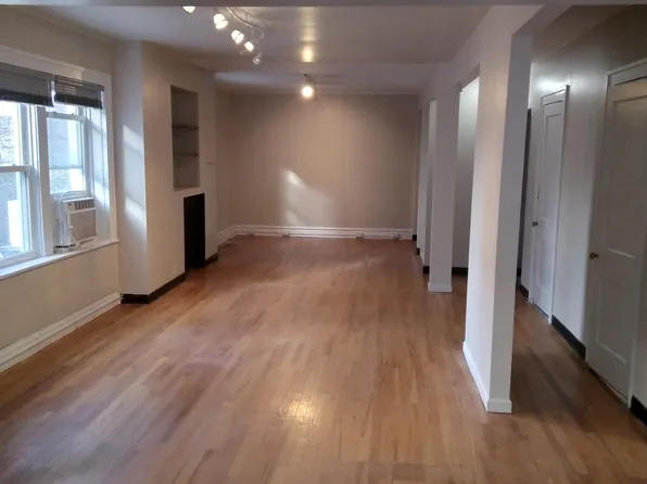 7533 Forsyth Blvd Unit B, Saint Louis, MO 63105