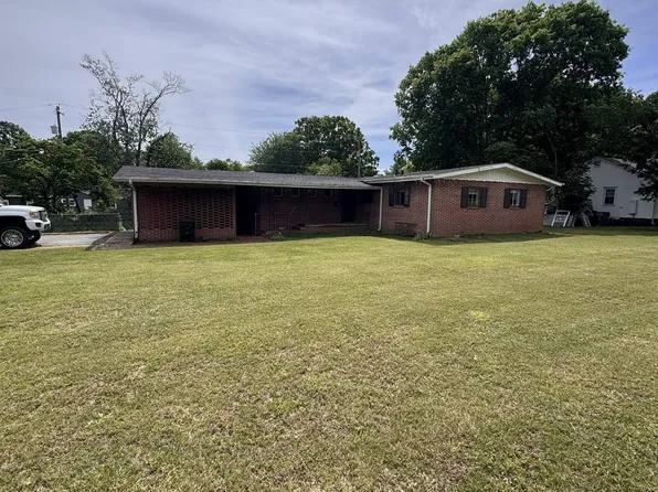 1305 S Madison St, Athens, AL 35611