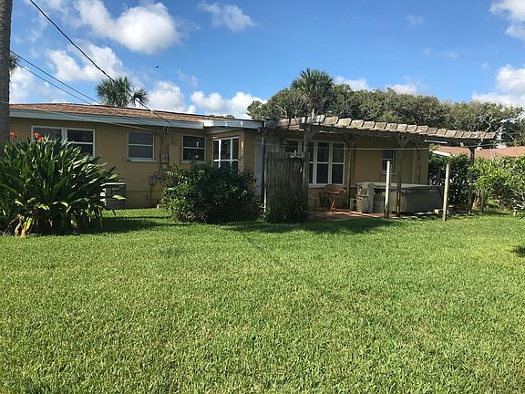 2nd image of 31 Dolphin Ave
