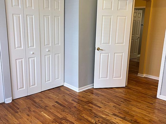 3rd image of 1307 E 71st Pl APT 1N