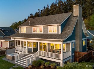 6496 Bay Rd, Freeland, WA 98249