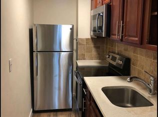 708 E 215th St APT 1A, Bronx, NY 10467