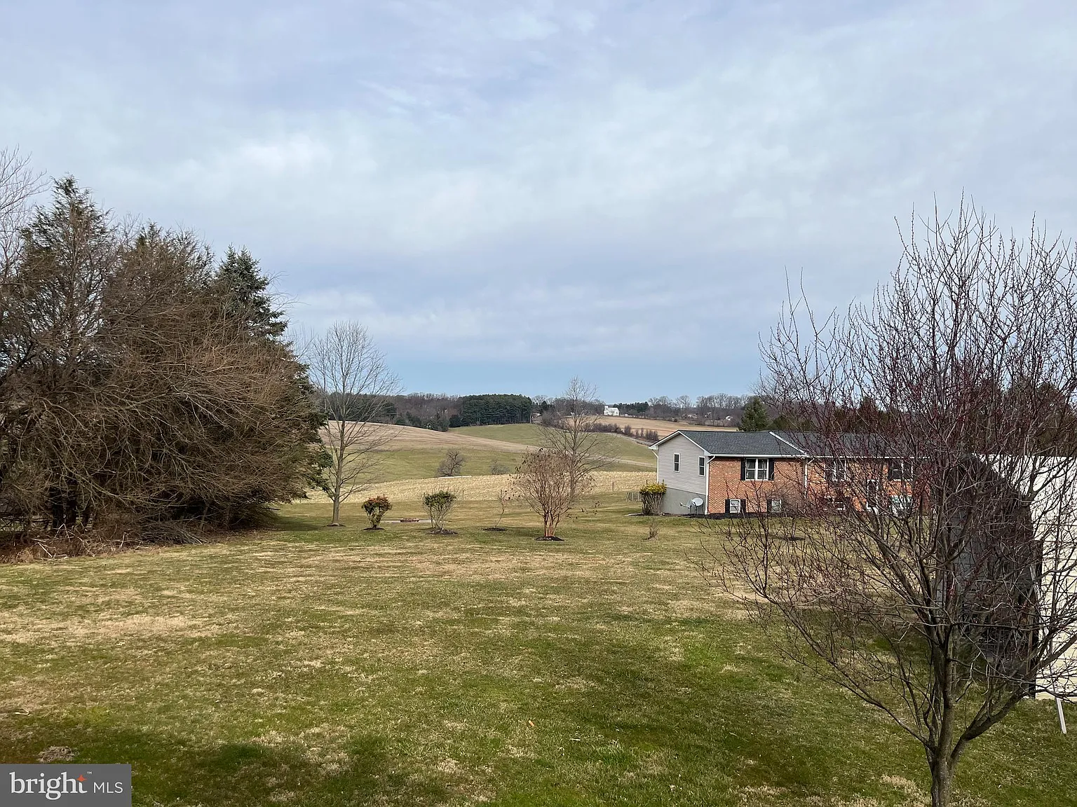 2483 Lewis Ln photo 1