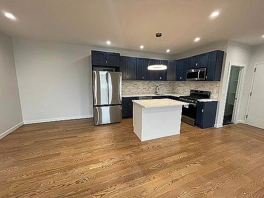 2nd image of 616 Court St #5