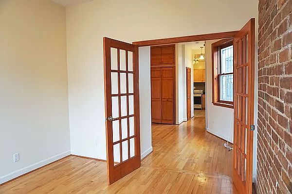 1st image of 114 E 7th St APT 16