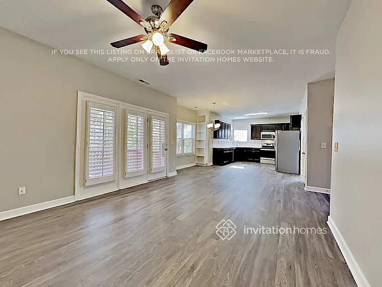 1600 Stoney Creek Ln — Photo 8